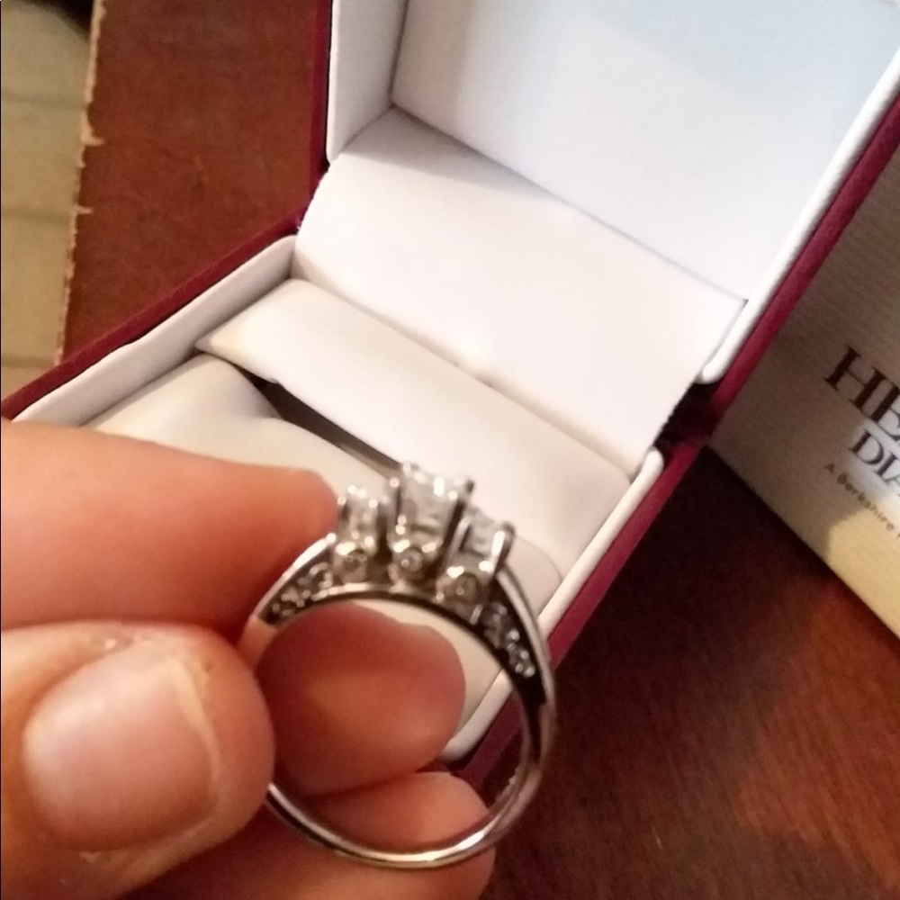 Helzberg engagement ring
